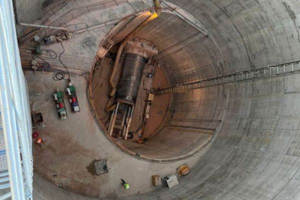 How does a vertical tunnel boring machine work?.